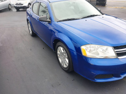 Used 2013 Dodge Avenger SE