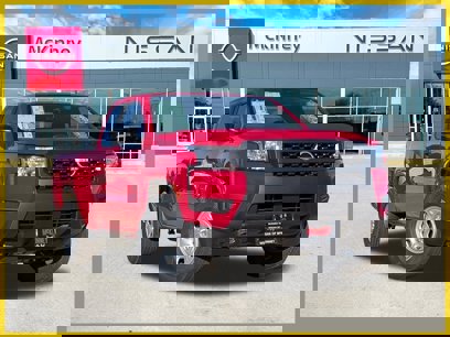 New 2025 Nissan Frontier S