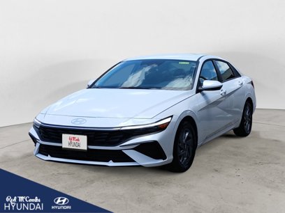 New 2025 Hyundai Elantra Blue