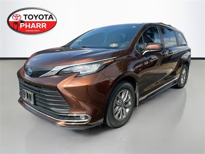 Used 2023 Toyota Sienna XLE