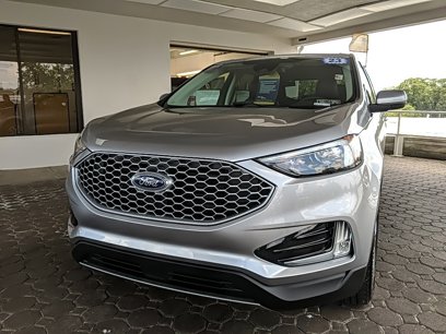Certified 2023 Ford Edge SEL w/ Convenience Package