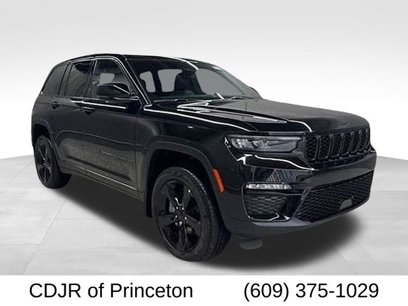 New 2025 Jeep Grand Cherokee Limited w/ Black Appearance Package