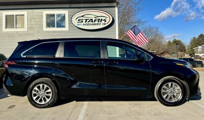 Used 2022 Toyota Sienna LE