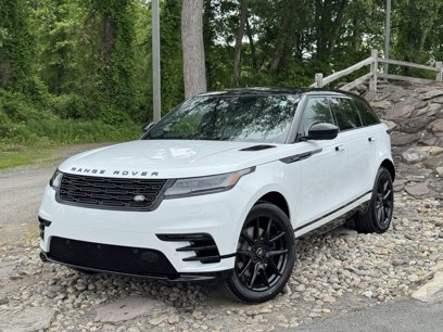 New 2026 Land Rover Range Rover Velar Dynamic SE
