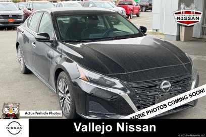 Used 2023 Nissan Altima 2.5 SV