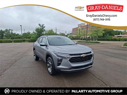 New 2025 Chevrolet Trax LT w/ Driver Confidence Package