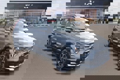New 2025 Kia Niro LX