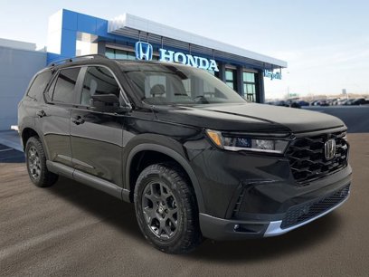 New 2025 Honda Pilot TrailSport