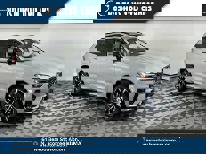 New 2025 Volvo XC60 B5 Plus w/ Climate Package