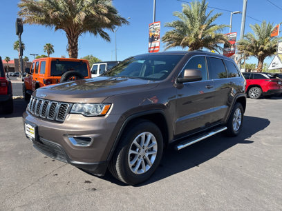 Used 2021 Jeep Grand Cherokee Laredo w/ Security & Convenience Group