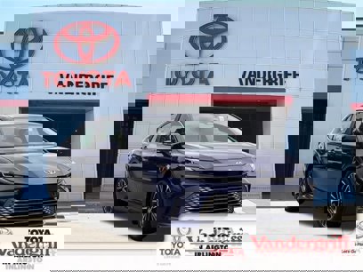 New 2025 Toyota Camry XLE