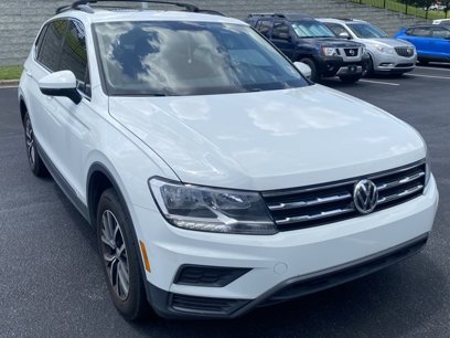 Used 2020 Volkswagen Tiguan SE w/ Panoramic Sunroof Package