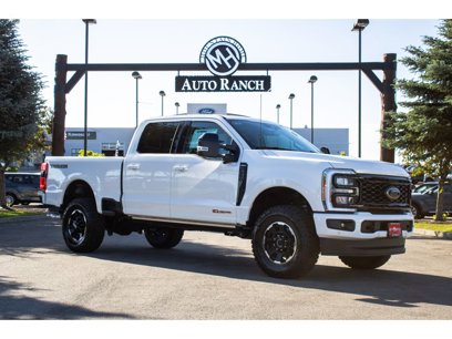 New 2025 Ford F350 Lariat w/ Lariat Ultimate Package