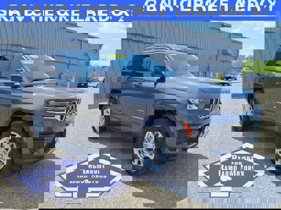 New 2025 Jeep Grand Cherokee Laredo X w/ Luxury Tech Group I