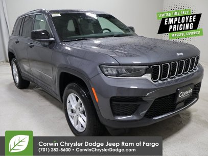 New 2025 Jeep Grand Cherokee Laredo