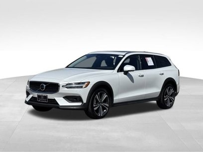 Used 2024 Volvo V60 B5 Cross Country Plus