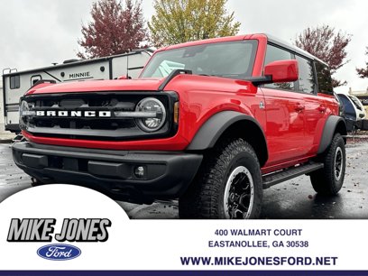 New 2024 Ford Bronco Outer Banks w/ Sasquatch Package