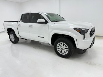 New 2025 Toyota Tacoma SR5