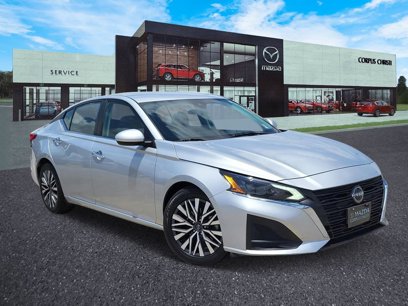 Used 2023 Nissan Altima 2.5 SV