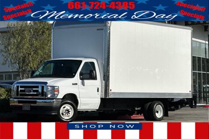 Used 2023 Ford E-450 and Econoline 450 Super Duty w/ Power Windows & Locks Group