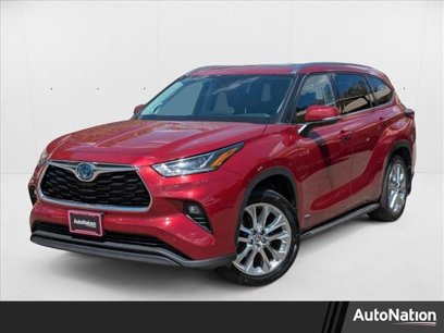 Used 2023 Toyota Highlander Limited