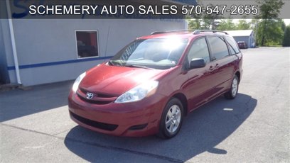 Used 2010 Toyota Sienna LE