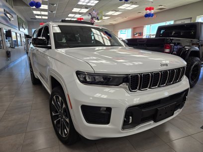 New 2024 Jeep Grand Cherokee L Overland w/ Trailer Tow Package