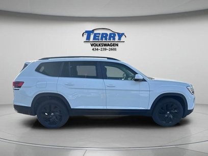 New 2025 Volkswagen Atlas SE
