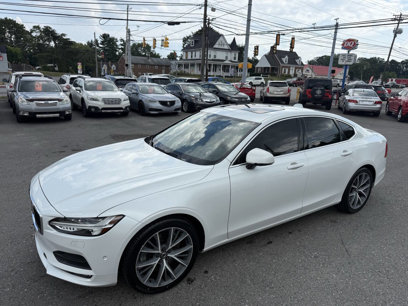 Used 2017 Volvo S90 T6 Momentum w/ Vision Package