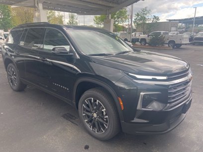 New 2025 Chevrolet Traverse LT w/ Sun and Wheel Package