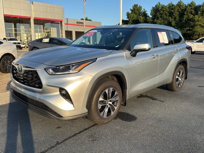 Certified 2021 Toyota Highlander XLE