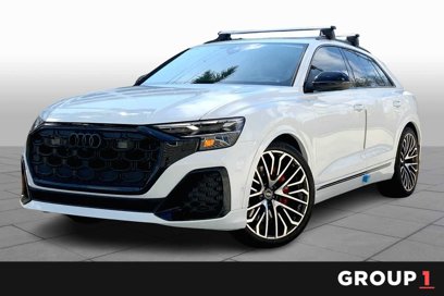 New 2025 Audi SQ8 Prestige