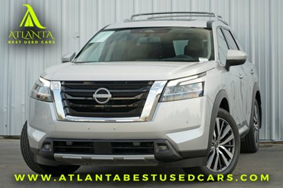 Used 2022 Nissan Pathfinder Platinum w/ Cargo Package