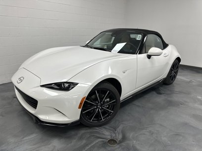 New 2025 MAZDA MX-5 Miata Grand Touring w/ Appearance Package