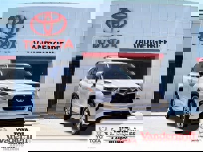 New 2025 Toyota Highlander LE