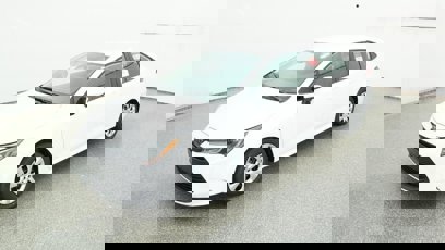 New 2025 Toyota Corolla LE