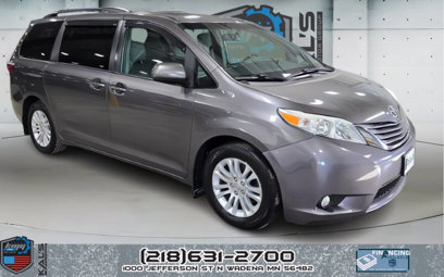 Used 2017 Toyota Sienna XLE