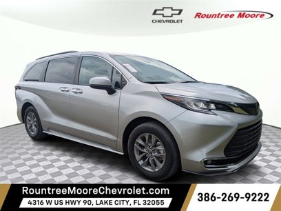 Used 2021 Toyota Sienna XLE