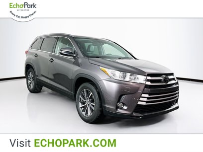 Used 2019 Toyota Highlander XLE w/ Carpet Mat Package (TMS)