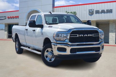 Used 2024 RAM 2500 Tradesman w/ Chrome Appearance Group