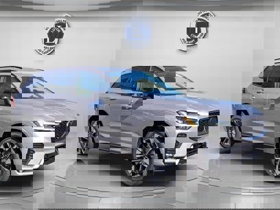 New 2026 Volvo XC60 B5 Plus w/ Protection Package Premier