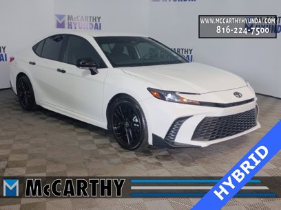 Used 2025 Toyota Camry SE