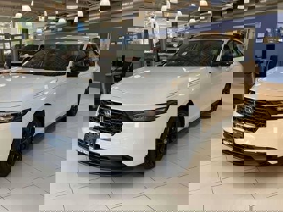 New 2025 Honda Accord SE
