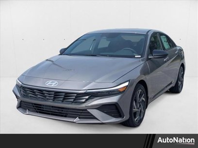New 2025 Hyundai Elantra SEL