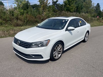Used 2019 Volkswagen Passat 2.0T Wolfsburg w/ Wheels & Sunroof Package