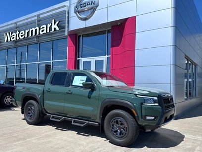 New 2025 Nissan Frontier PRO-4X w/ Pro Convenience Package