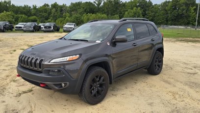 Used 2017 Jeep Cherokee Trailhawk w/ Comfort/Convenience Group