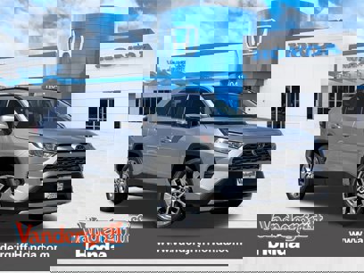 Used 2021 Toyota RAV4 Limited w/ Carpet Mat Package (TMS)