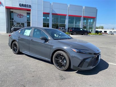 New 2025 Toyota Camry SE