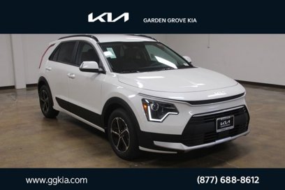 New 2025 Kia Niro EX